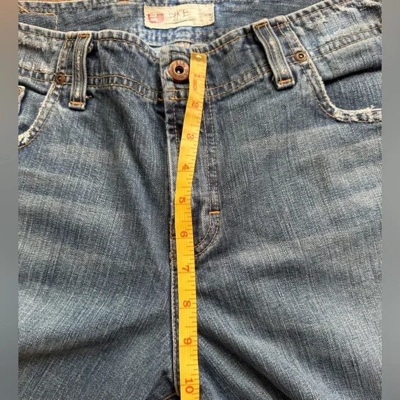 BKE Blue Ankle Cropped Capris  Distressed Casual - Picture 4 of 7